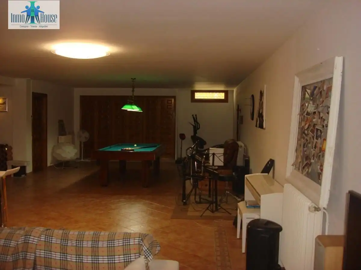 Houses for sale in Albacete  with Private garden, Terrace and Swimming Pool
