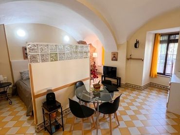 Mini appartamento in vendita a Casco Antiguo