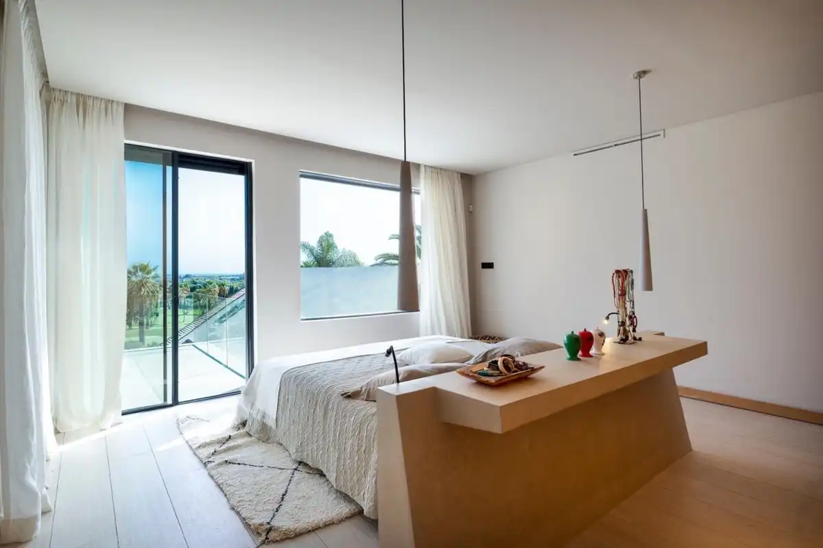 Chalet con piscina en venta en Calle Sirio, imagen 10