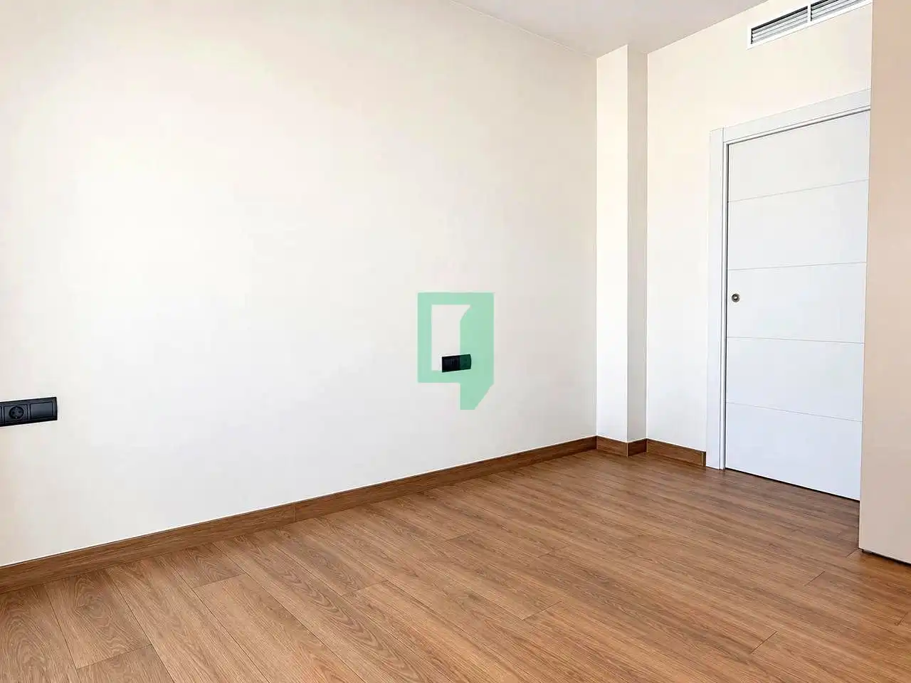 Flat with lift for sale in calle de la Camèlia, imagen 4