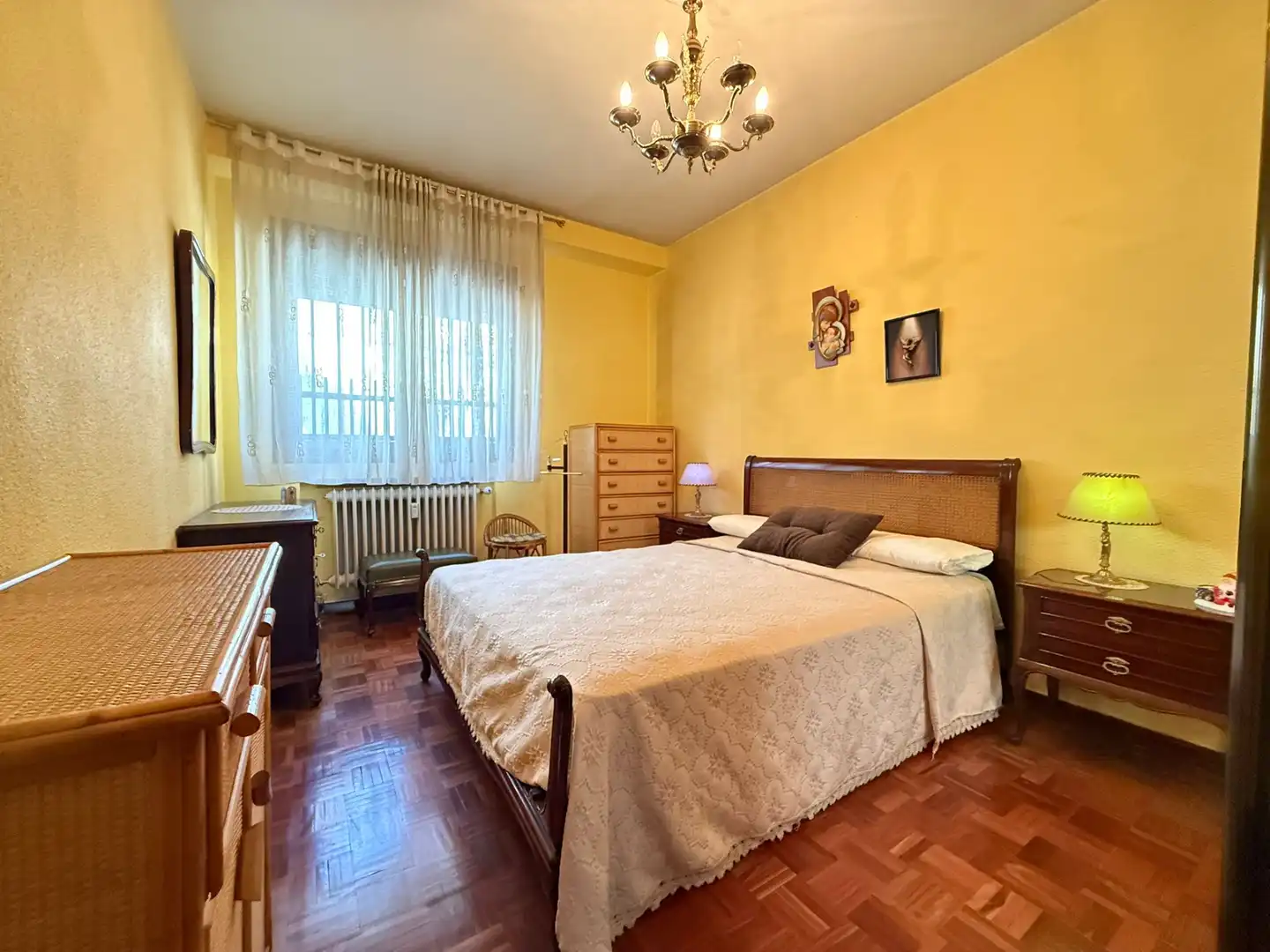 Habitación de Piso en venta en Madrid con Calefacción, Parquet y Amueblado