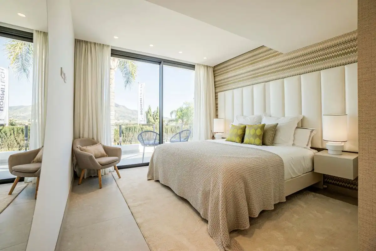 Villa mit Terrasse zum Verkauf in Nueva Andalucía, imagen 16