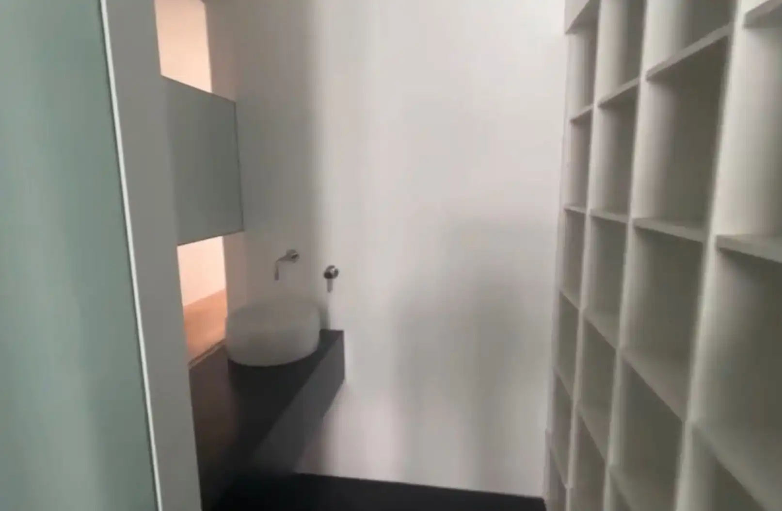 Badezimmer von Wohnung zum Verkauf in A Coruña Capital  mit Ofen