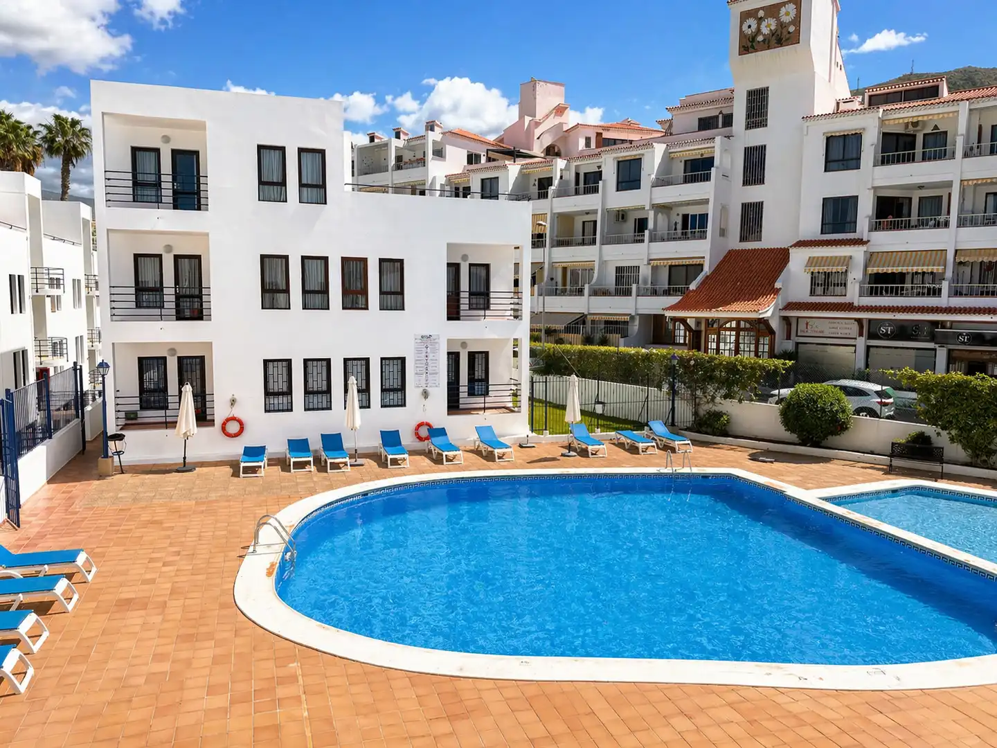 Piscina de Apartamento en venta en Arona con Terraza, Amueblado y Piscina comunitaria