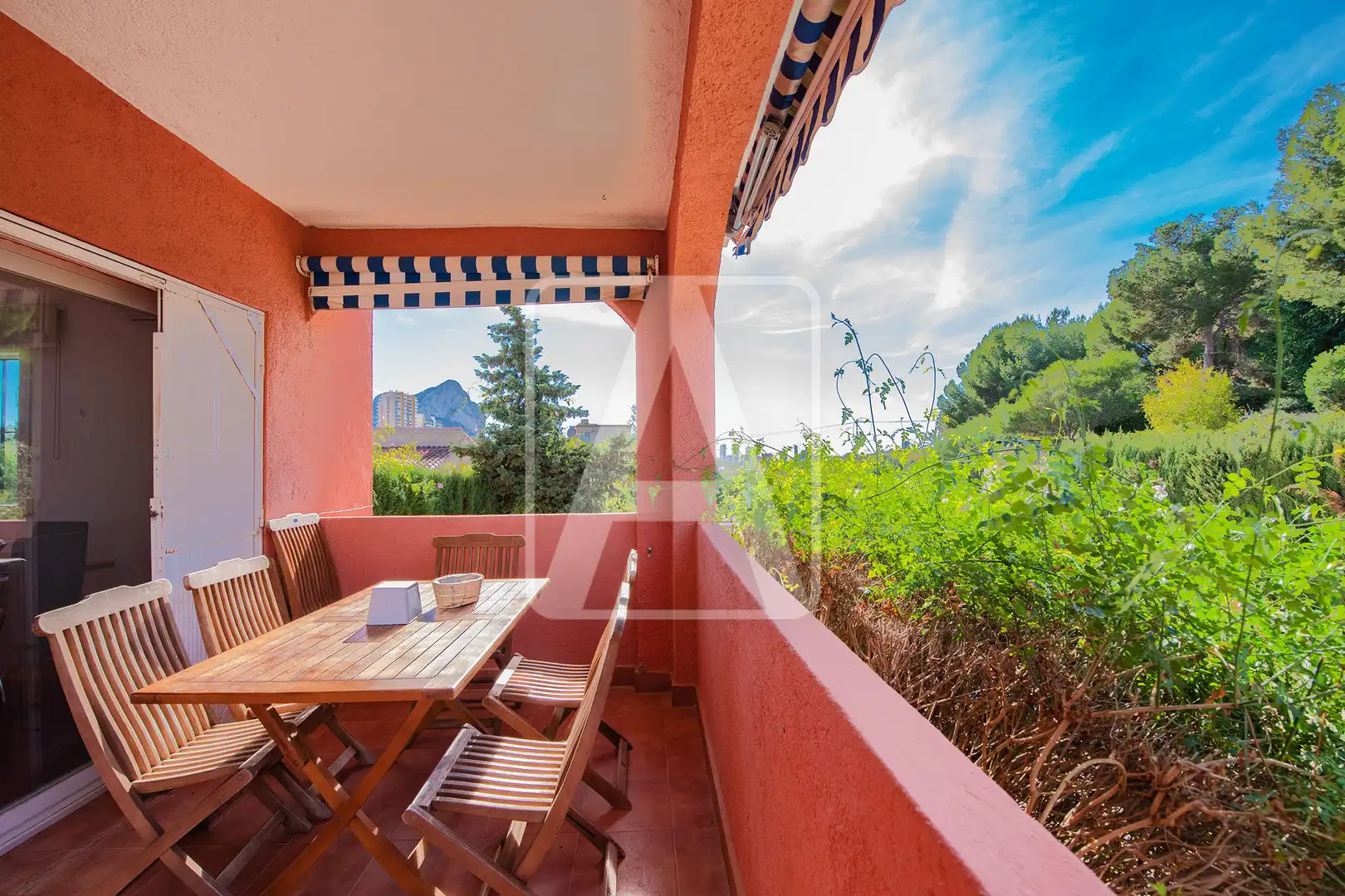 Villa mit Pool zum Verkauf in Carrió - La Merced - Los Pinos, imagen 2