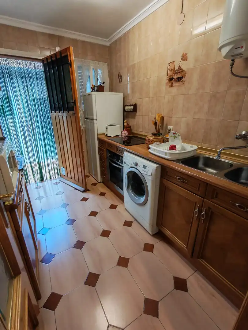 Cuina de Casa o xalet de lloguer en Cuenca amb Calefacció, Moblat i Forn