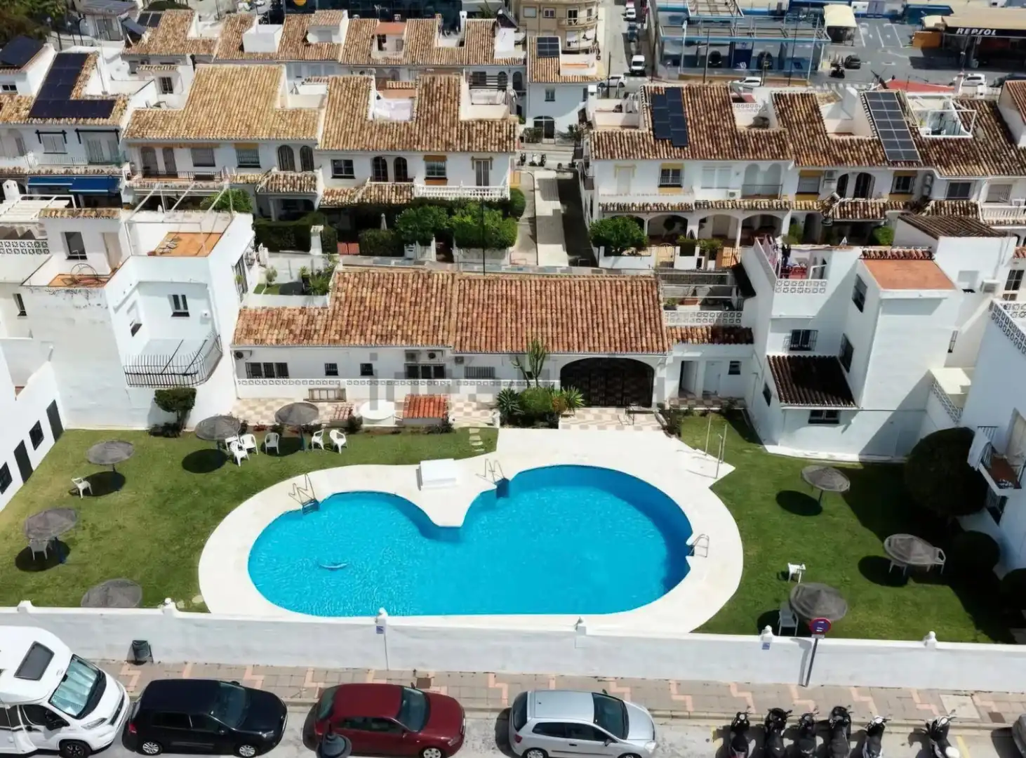 Swimming pool of Houses for sale in Mijas  with Air Conditioner, Terrace and Storage room