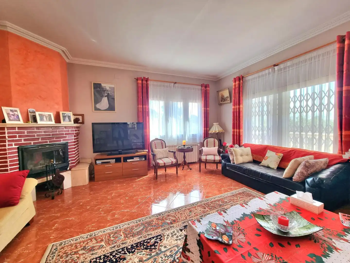 Sala d'estar de Casa o xalet en venda en Lloret de Mar amb Calefacció, Jardí privat i Terrassa