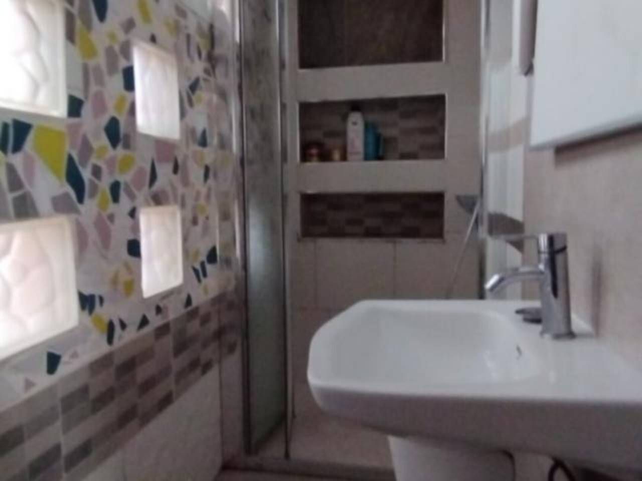 Bany de Pis en venda en  Valencia Capital amb Aire condicionat, Calefacció i Terrassa