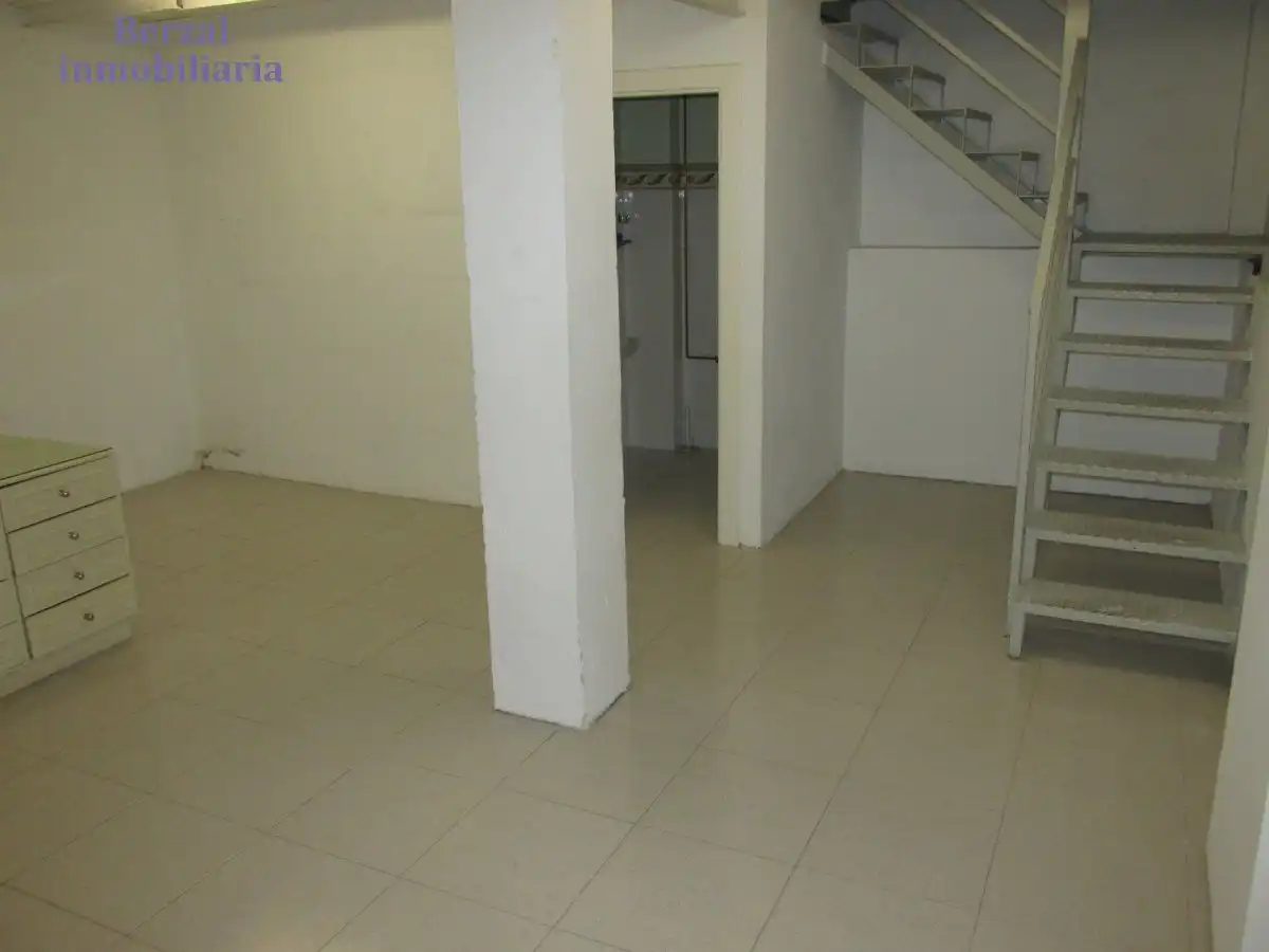 Local comercial en alquiler en Calle Doctores Castroviejo, imagen 19