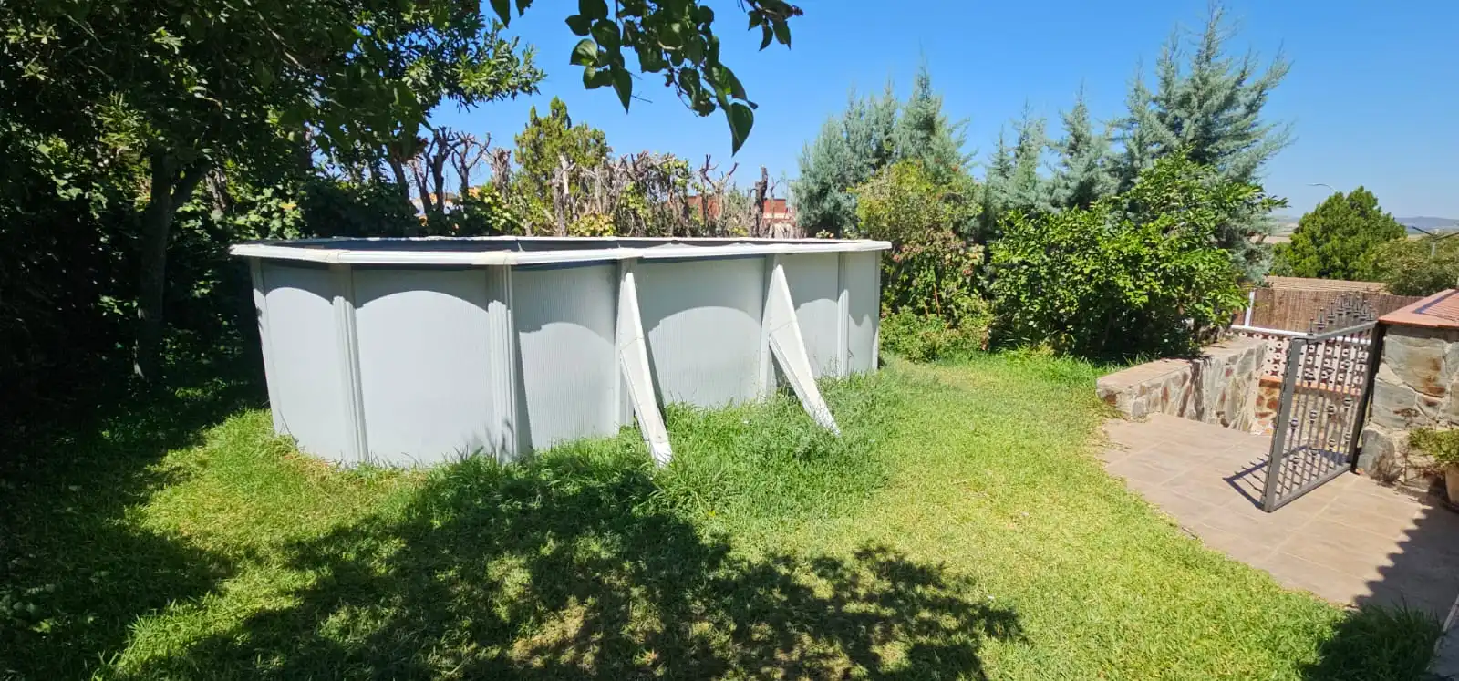 Piscina de Casa o xalet en venda en Puertollano amb Aire condicionat, Calefacció i Jardí privat