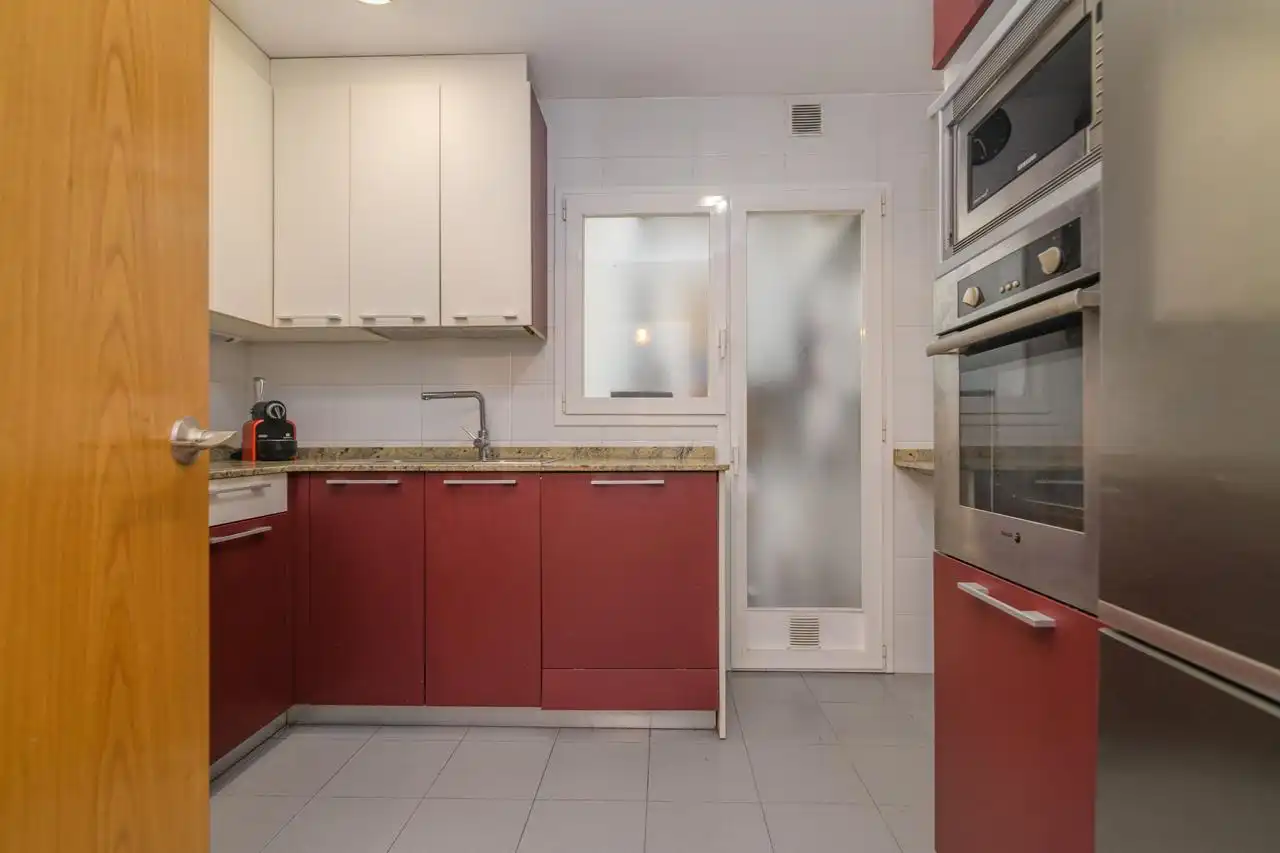 Cuina de Pis en venda en Barcelona amb Aire condicionat, Calefacció i Parquet