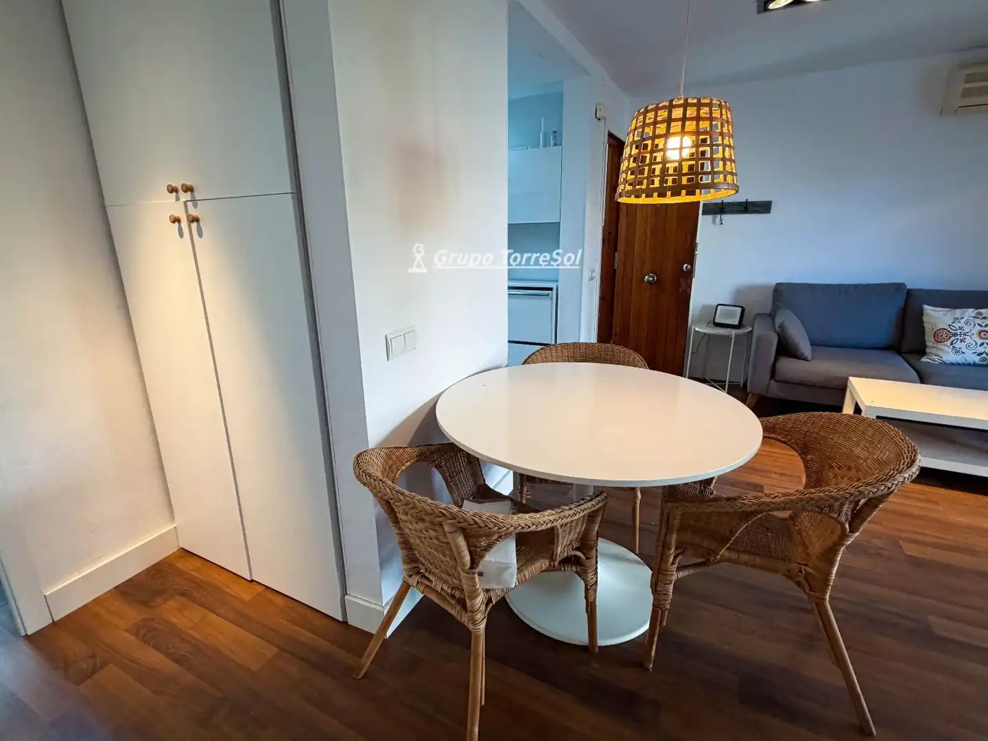 Dining room of Flat for sale in El Vendrell  with Terrace, Swimming Pool and Furnished