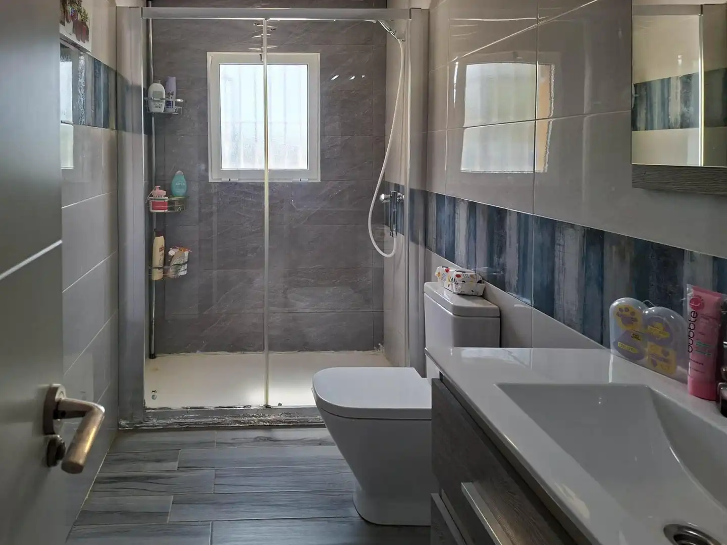 Badezimmer von Residential zum Verkauf in Alicante / Alacant