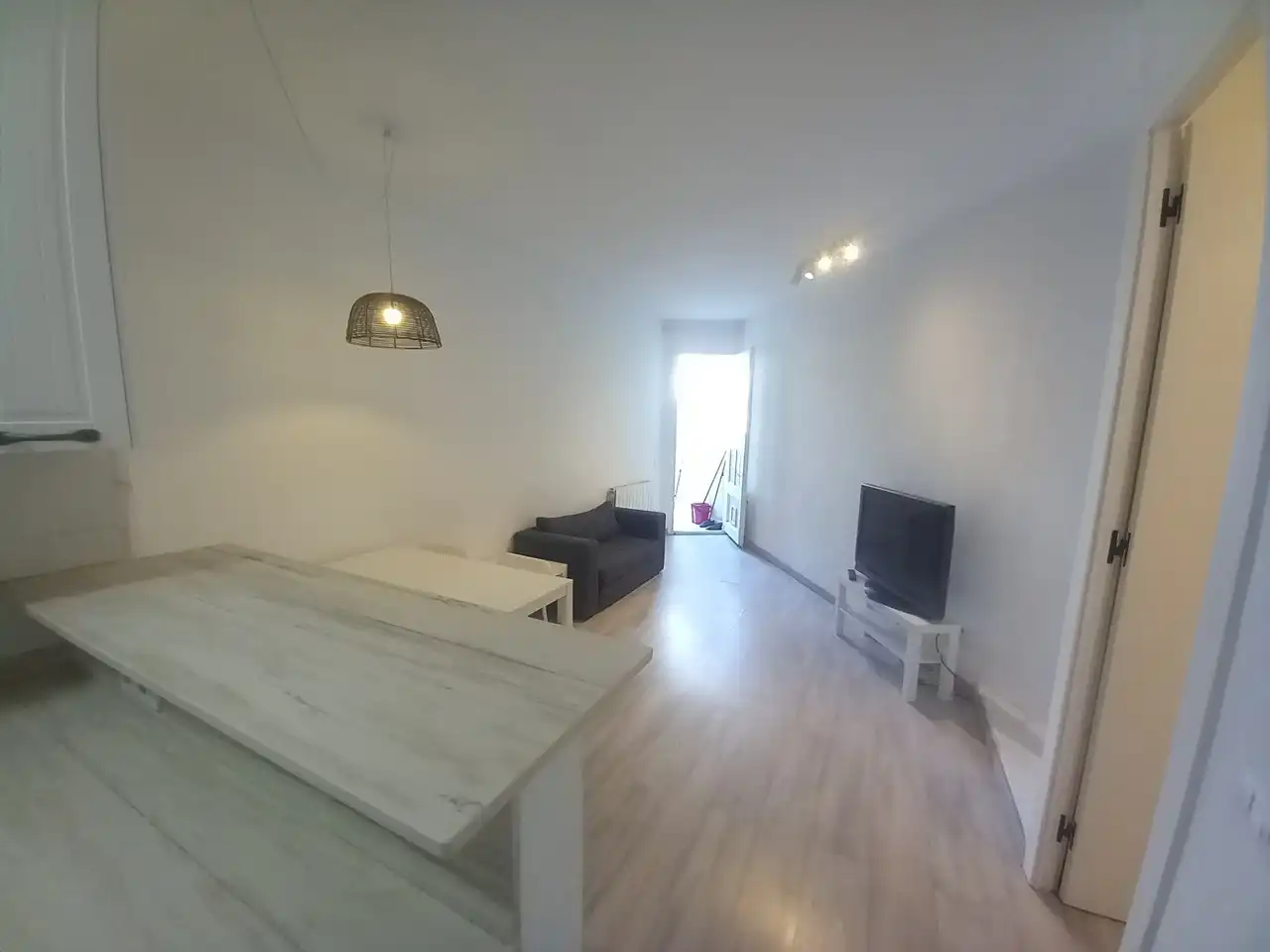 Sala de estar de Piso de alquiler en Barcelona con Calefacción, Parquet y Terraza