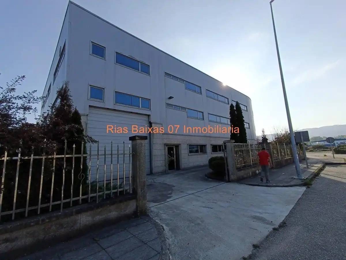 Nave industrial en venta en O Porriño, imagen 3