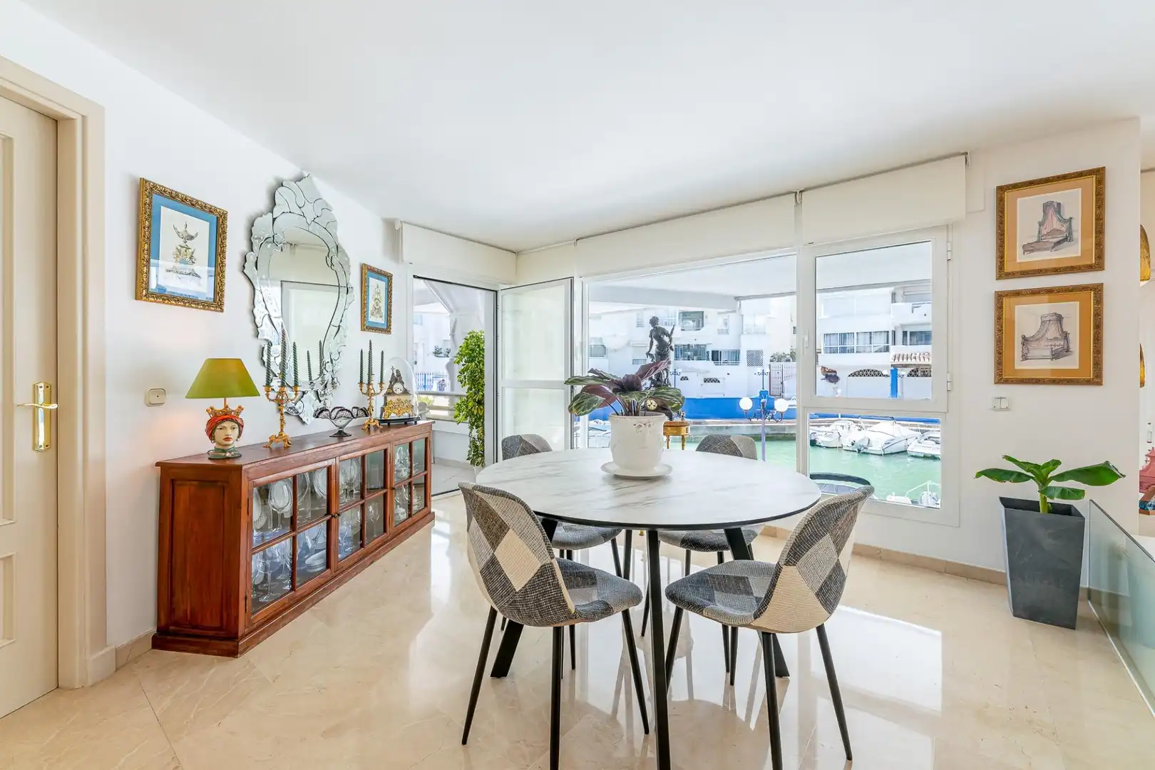 Comedor de Apartamento en venta en Benalmádena con Aire acondicionado, Calefacción y Terraza