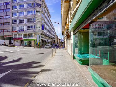Local comercial en venta en Carballo