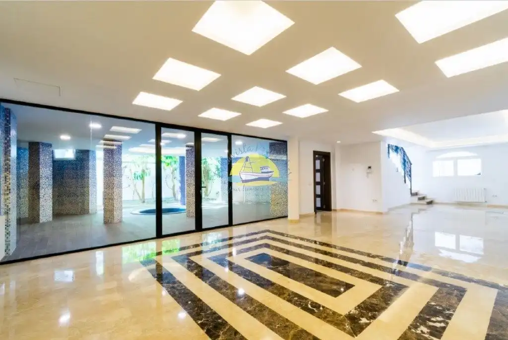 Casa o chalet en venta en L'Alfàs del Pi con Aire acondicionado, Jardín privado y Terraza