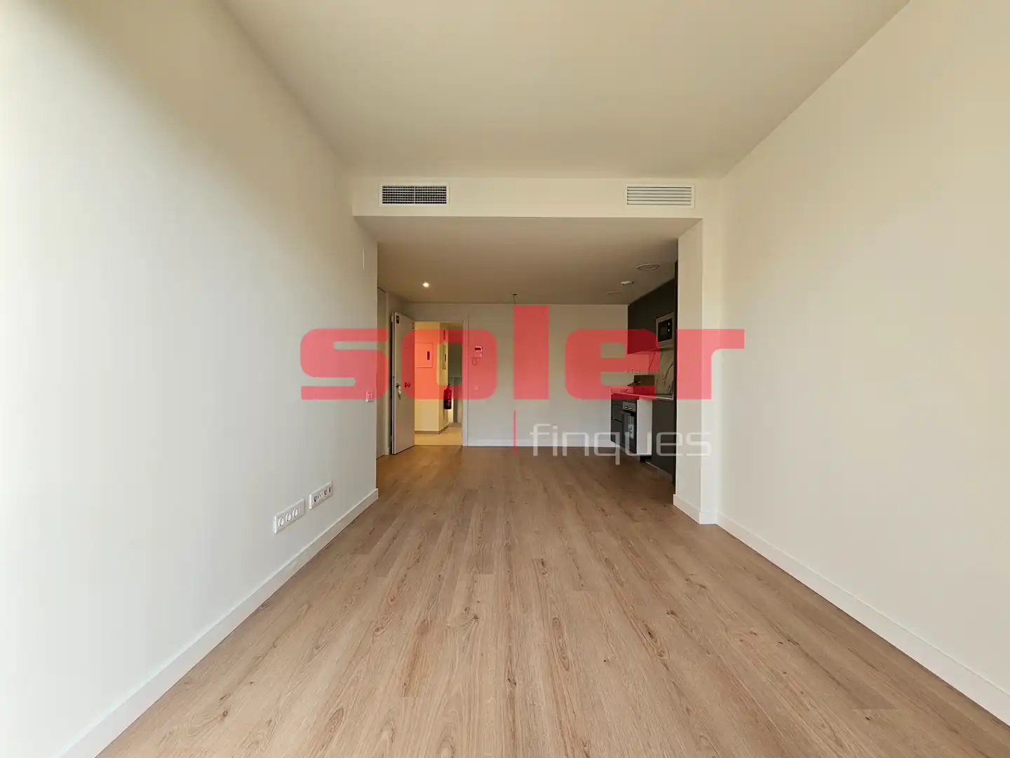 Living room of Flat for sale in Rubí  with Air Conditioner and Heating