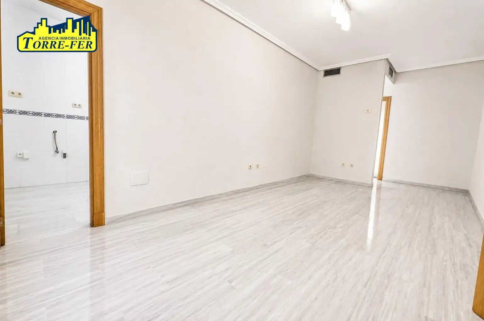 Piso de alquiler en Almería con Aire acondicionado y Terraza