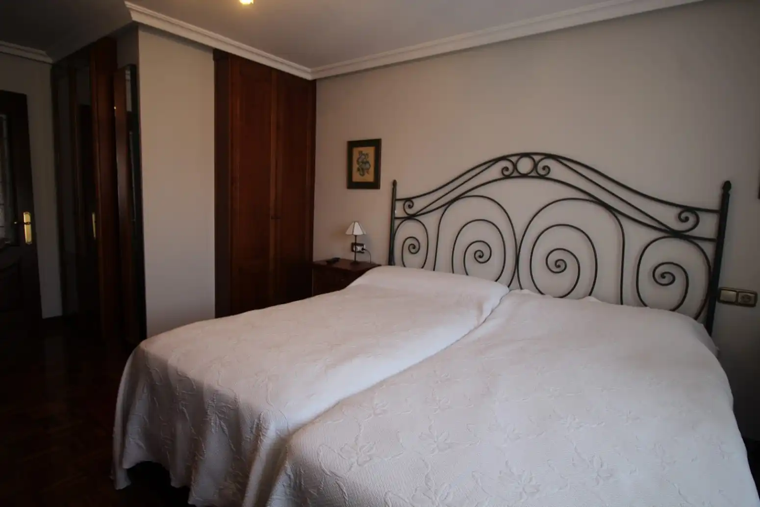Bedroom of Flat for rent in Gijón   with Heating and Parquet flooring