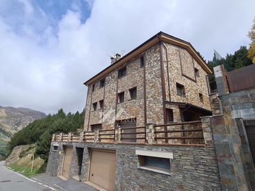Casa en venda a .
