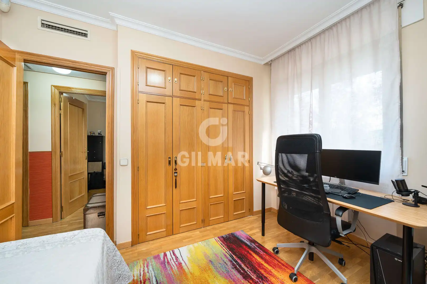 Habitación de Planta baja en venta en Madrid con Calefacción, Jardín privado y Piscina