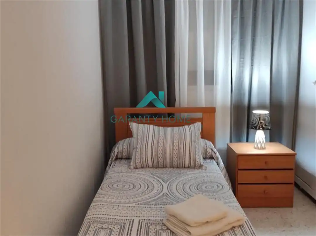 Flat for rent in Oeste