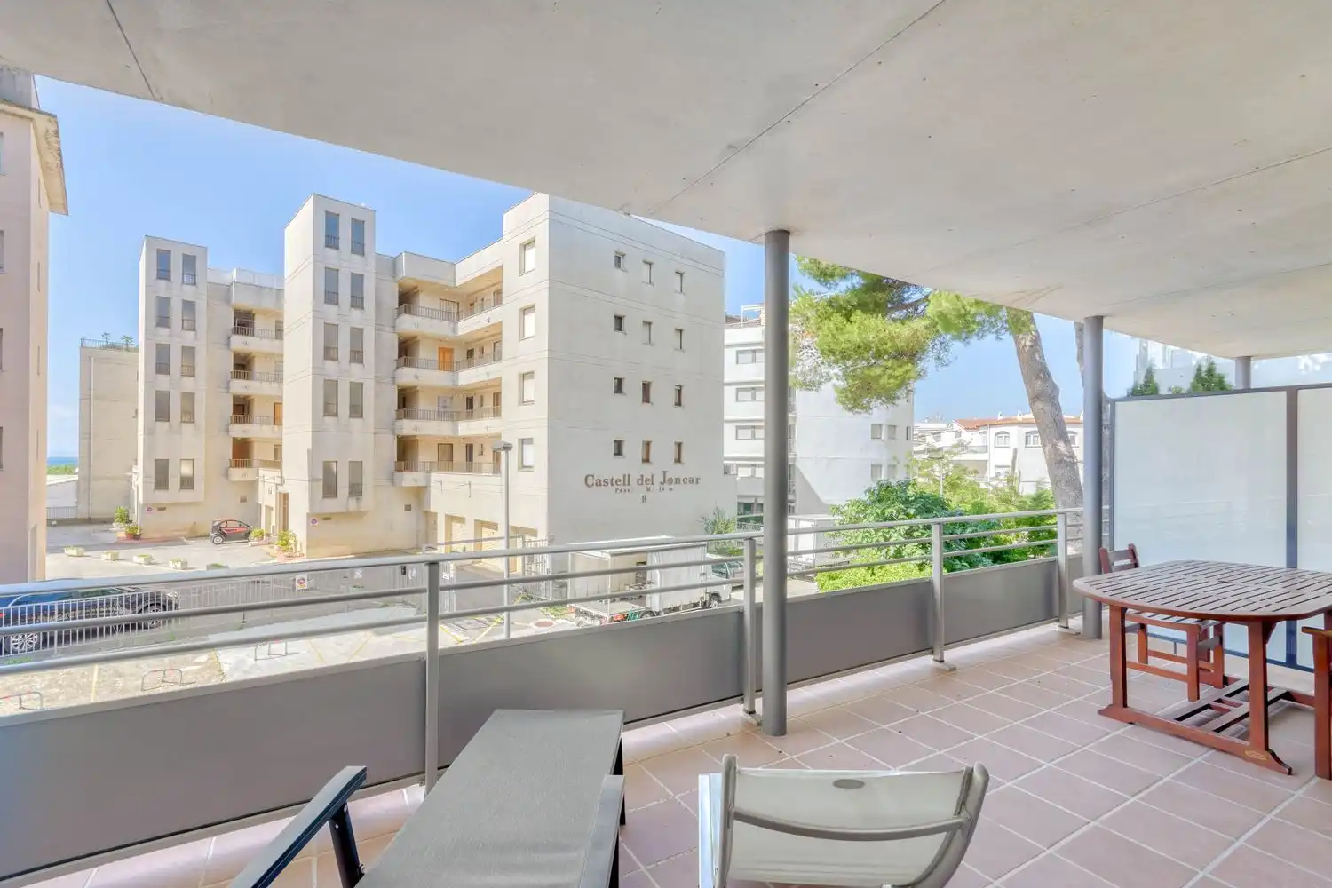 Appartamento con piscina in vendita a Calle de Joanot Martorell 6