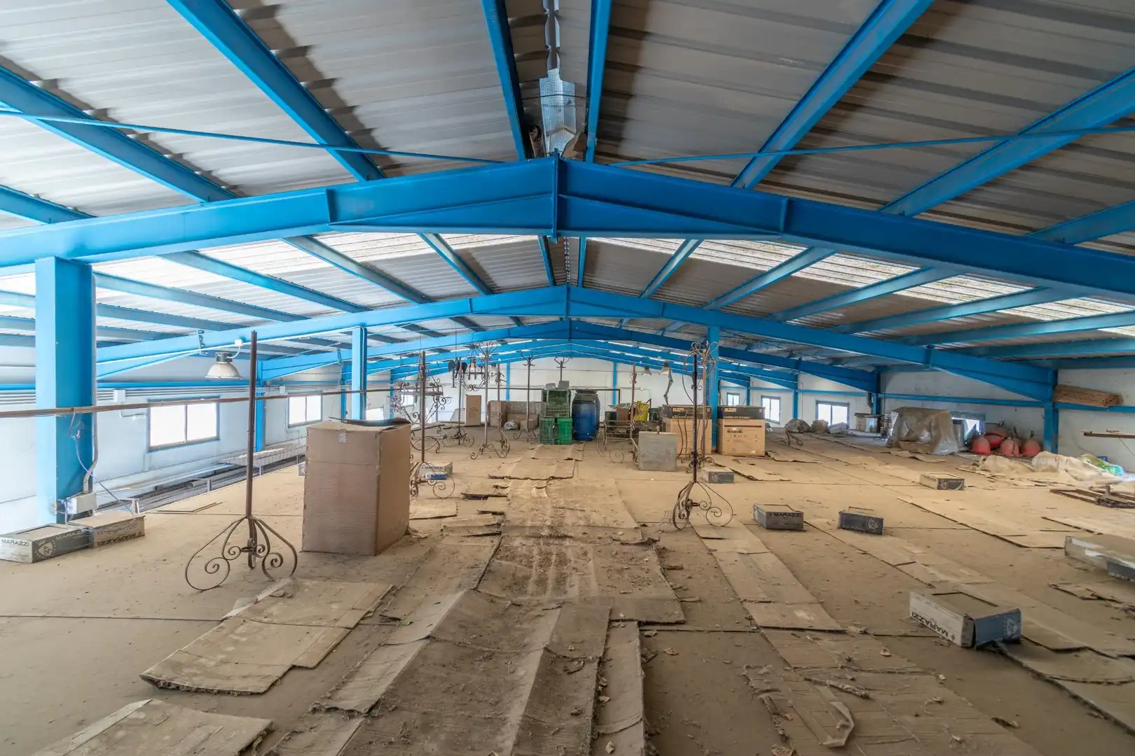 Vista exterior de Nave industrial en venta en Cogollos de Guadix