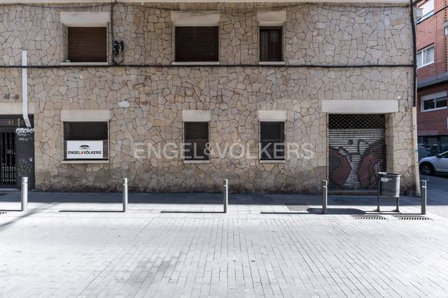 Local comercial en Venta en Sants
