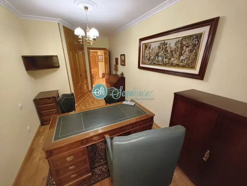 Wohnung zur Miete in Segovia mit Heizung, Parkett und Möbliert