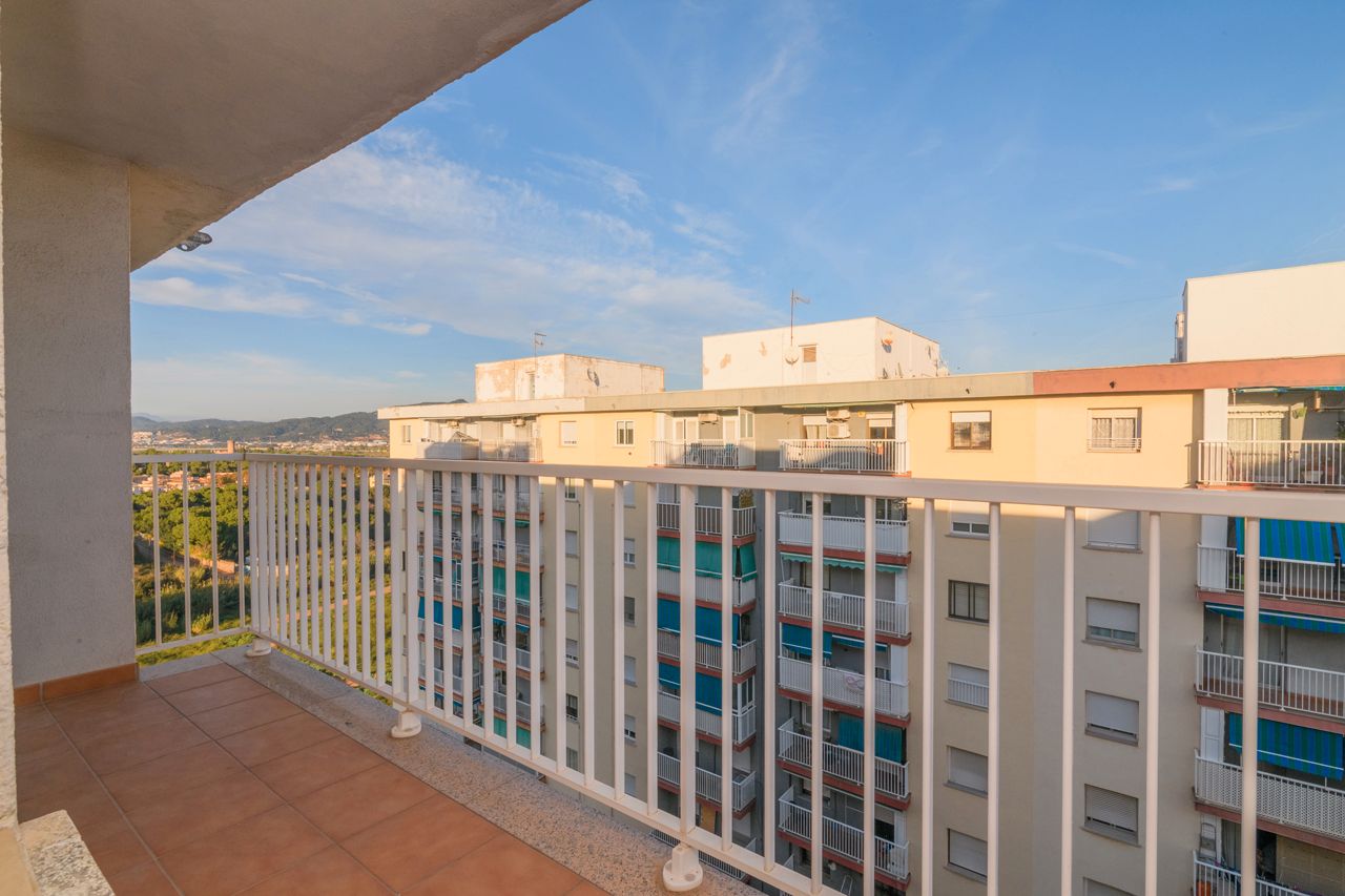 Terrassa de Pis en venda en Sant Boi de Llobregat amb Balcó