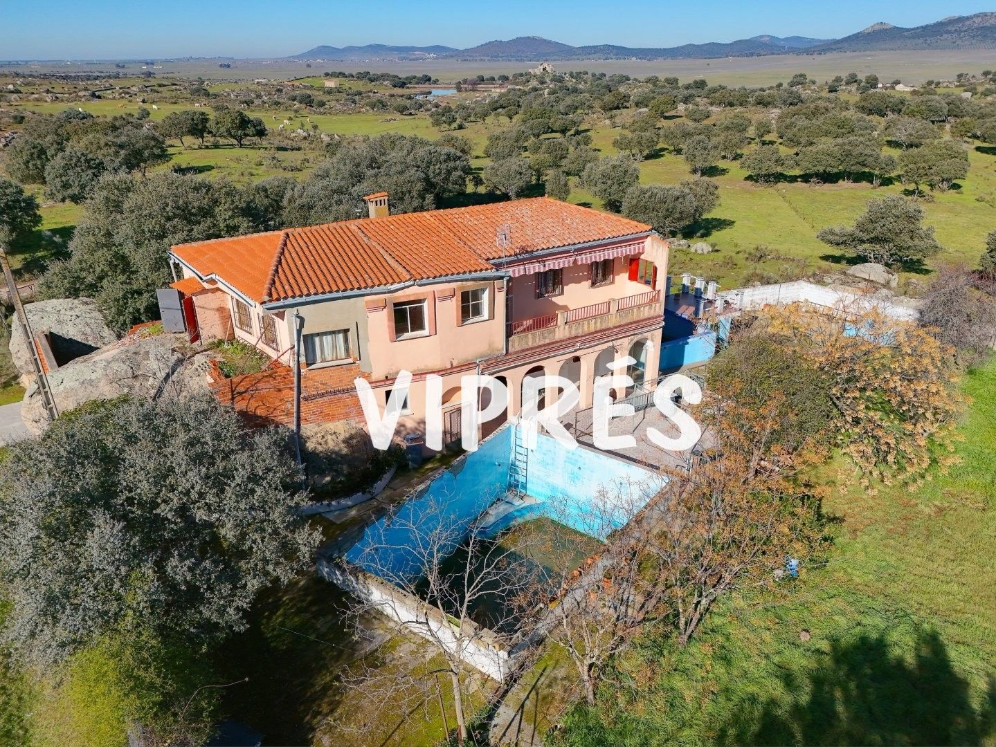 Finca rústica en venda a Valdesalor - Rincón de Ballesteros