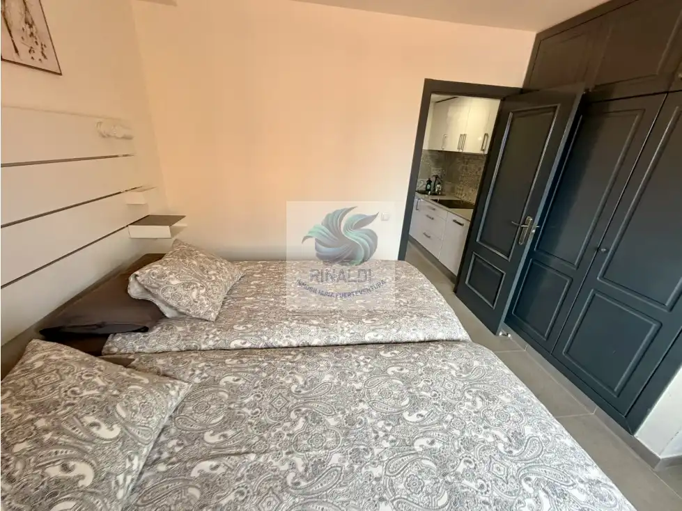 Habitación de Apartamento en venta en La Oliva con Terraza, Piscina y Amueblado