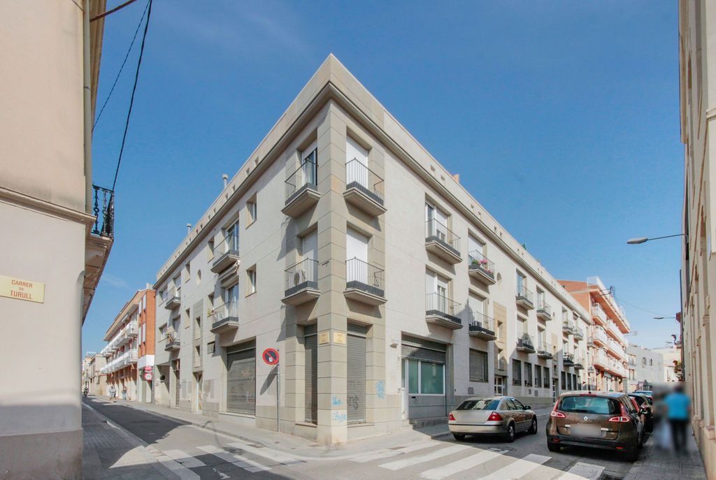 Vista exterior de Pis en venda en Sabadell