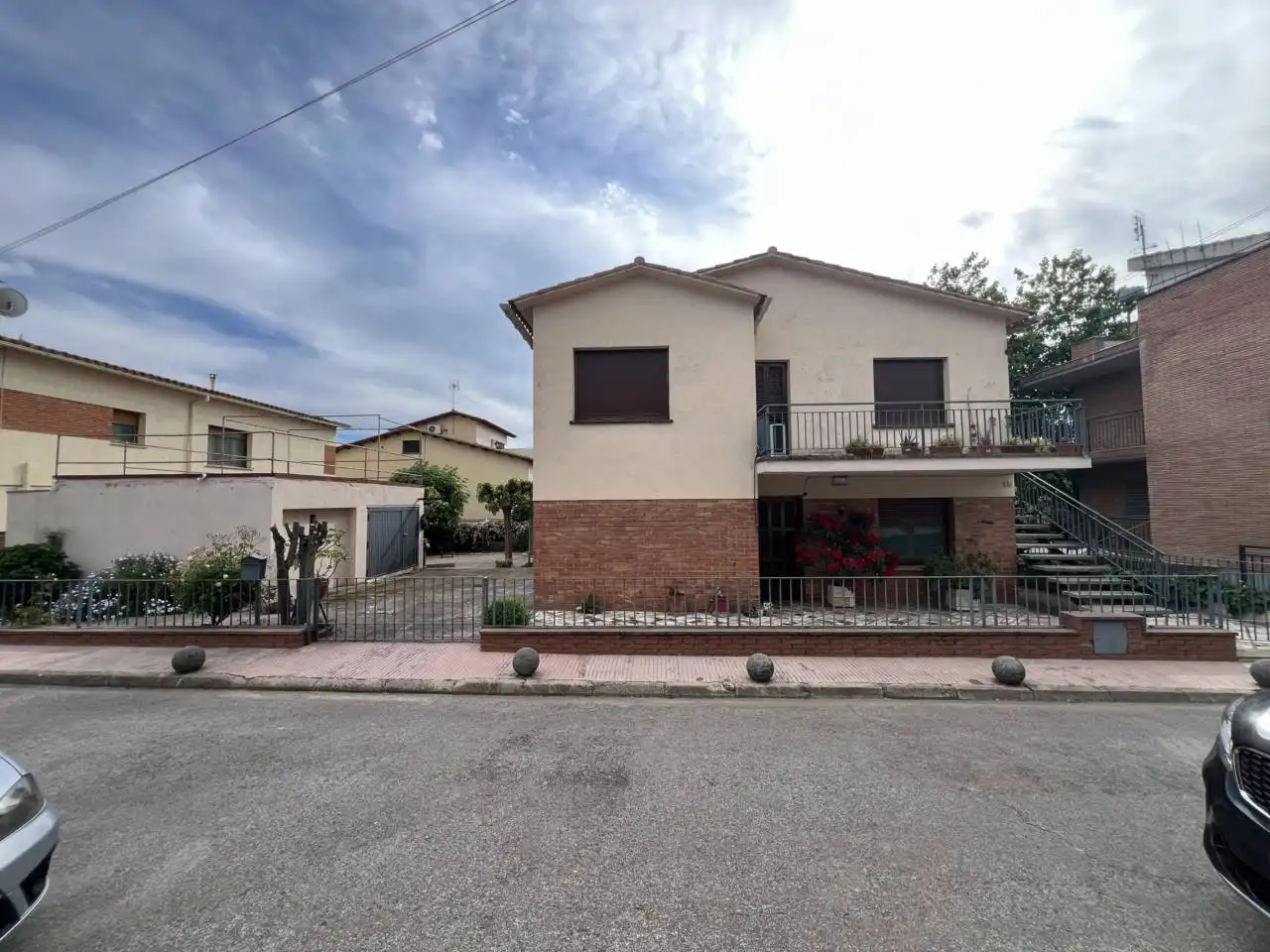 Vista exterior de Casa o xalet en venda en L'Ametlla del Vallès amb Calefacció, Jardí privat i Terrassa