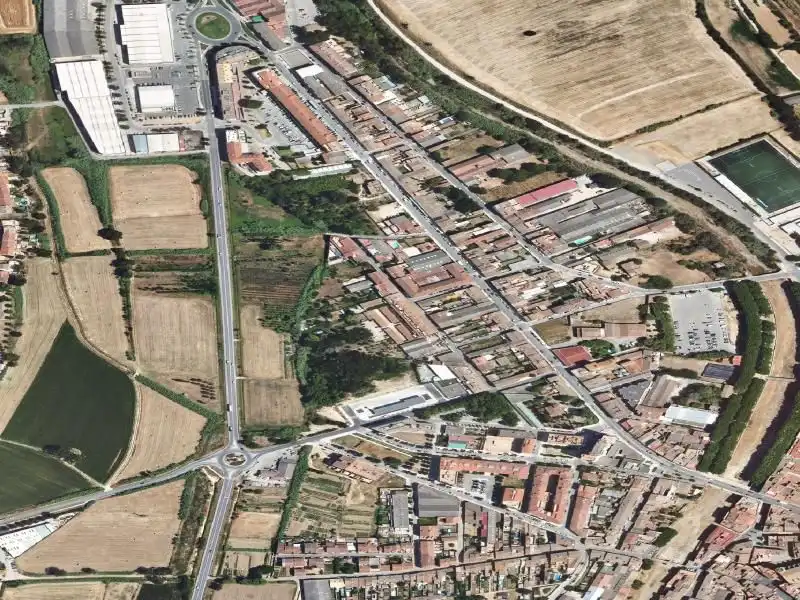 Vista exterior de Pis en venda en La Bisbal d'Empordà