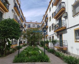 Exterior view of Flat for sale in  Sevilla Capital  with Air Conditioner and Balcony