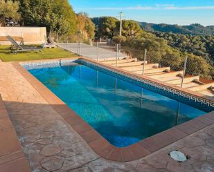 Piscina de Casa o xalet en venda en Sant Cebrià de Vallalta amb Calefacció, Jardí privat i Traster