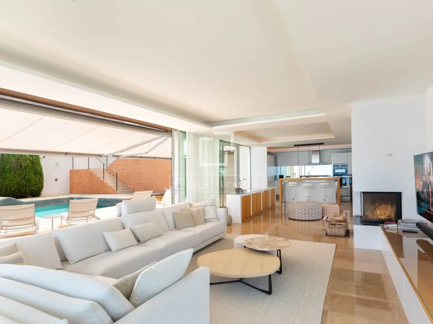 Sala d'estar de Casa o xalet en venda en Begur amb Aire condicionat, Jardí privat i Terrassa