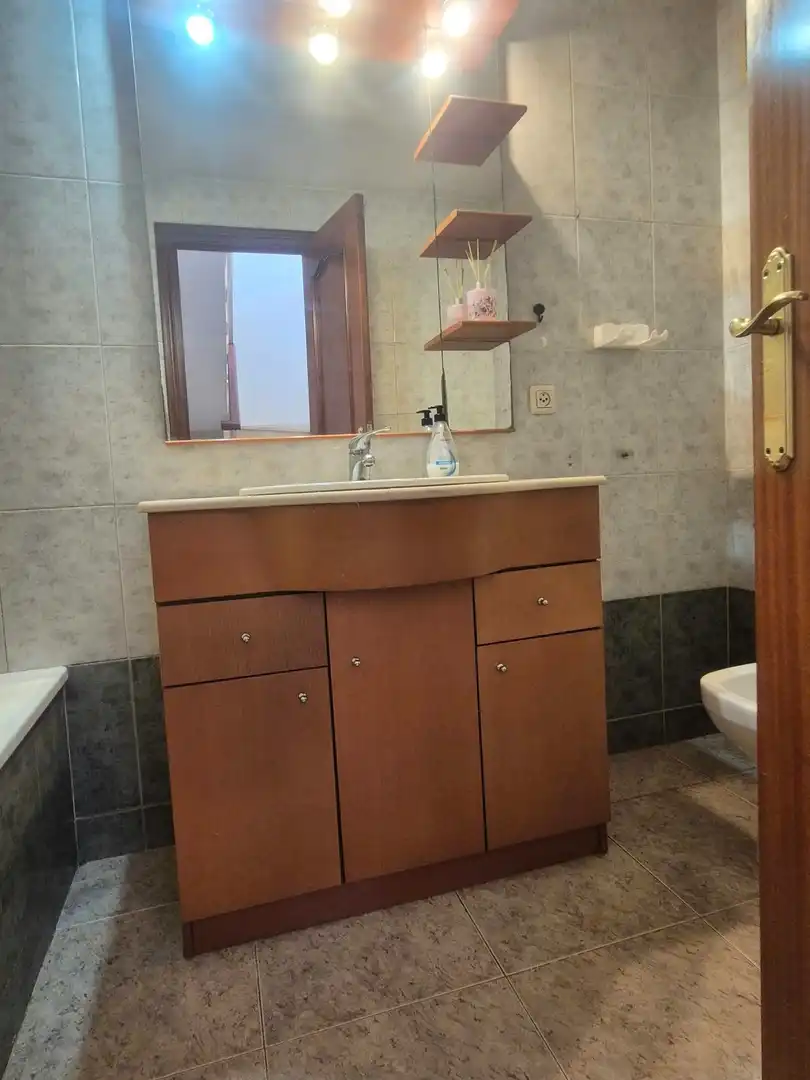 Baño de Casa adosada en venta en Castellet i la Gornal con Calefacción