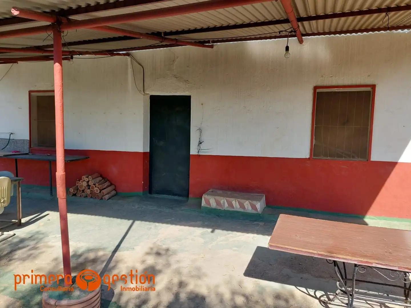 Vista exterior de Piso en venta en Lora del Río con Piscina