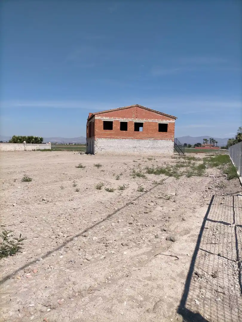 Vista exterior de Casa o xalet en venda en Orihuela amb Jardí privat, Terrassa i Traster