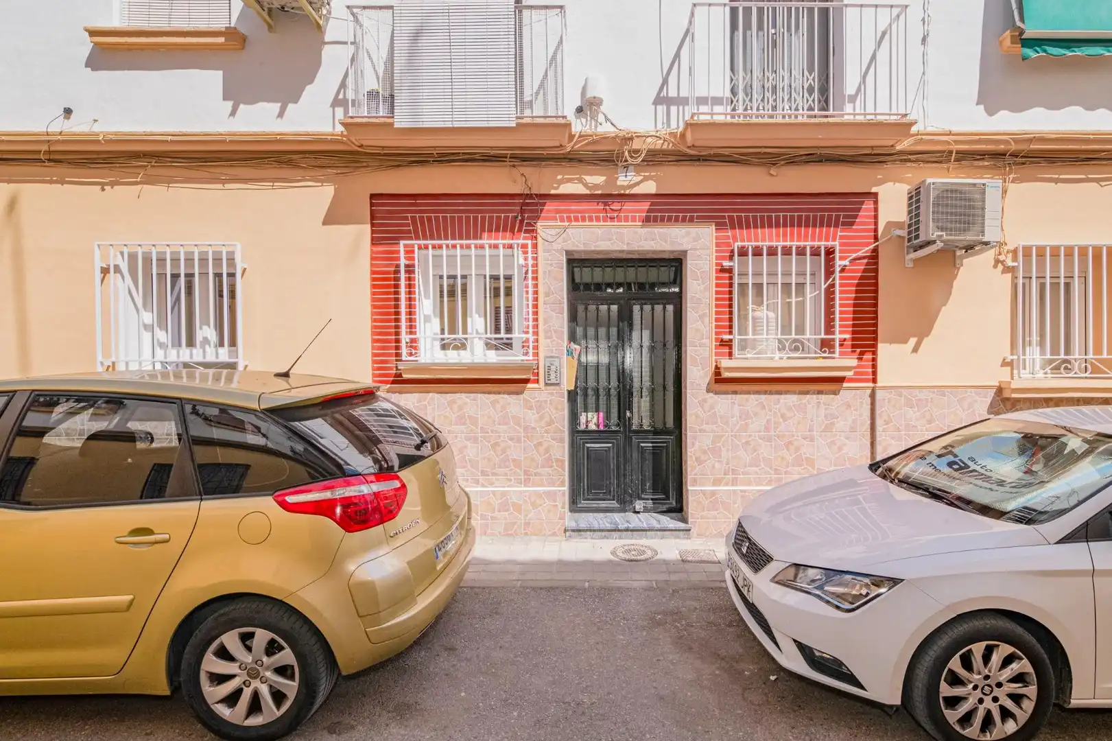 Vista exterior de Piso en venta en Granada con Terraza y Amueblado
