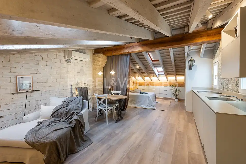 Bedroom of Flat for rent in Valencia  with Air Conditioner, Heating and Parquet flooring
