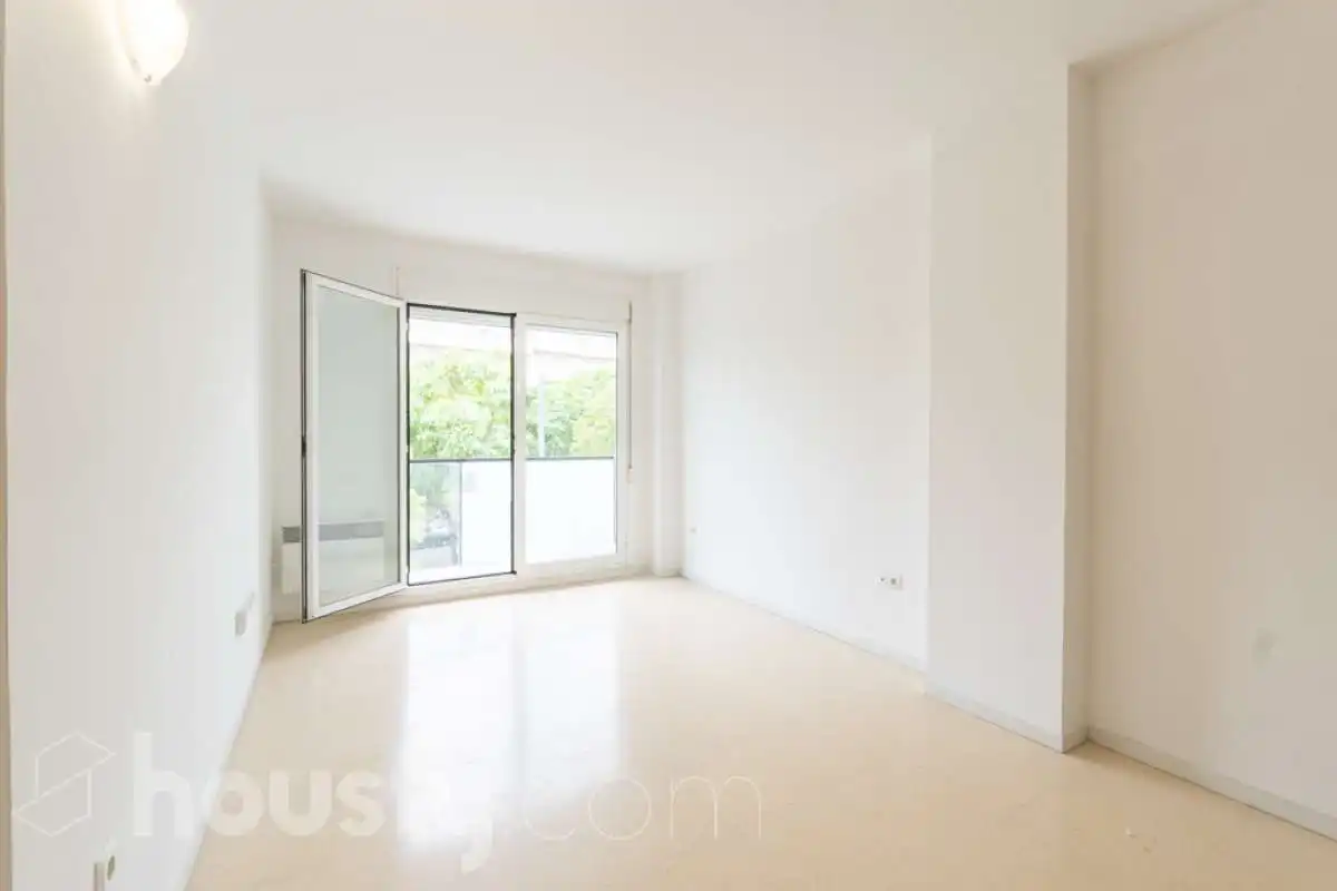 Piso con balcón en venta en Rambla Sant jordi ., imagen 6