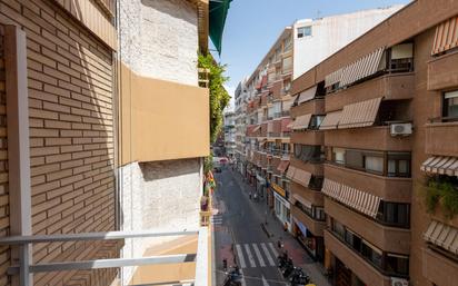 Vista exterior de Pis en venda en Alicante / Alacant amb Terrassa