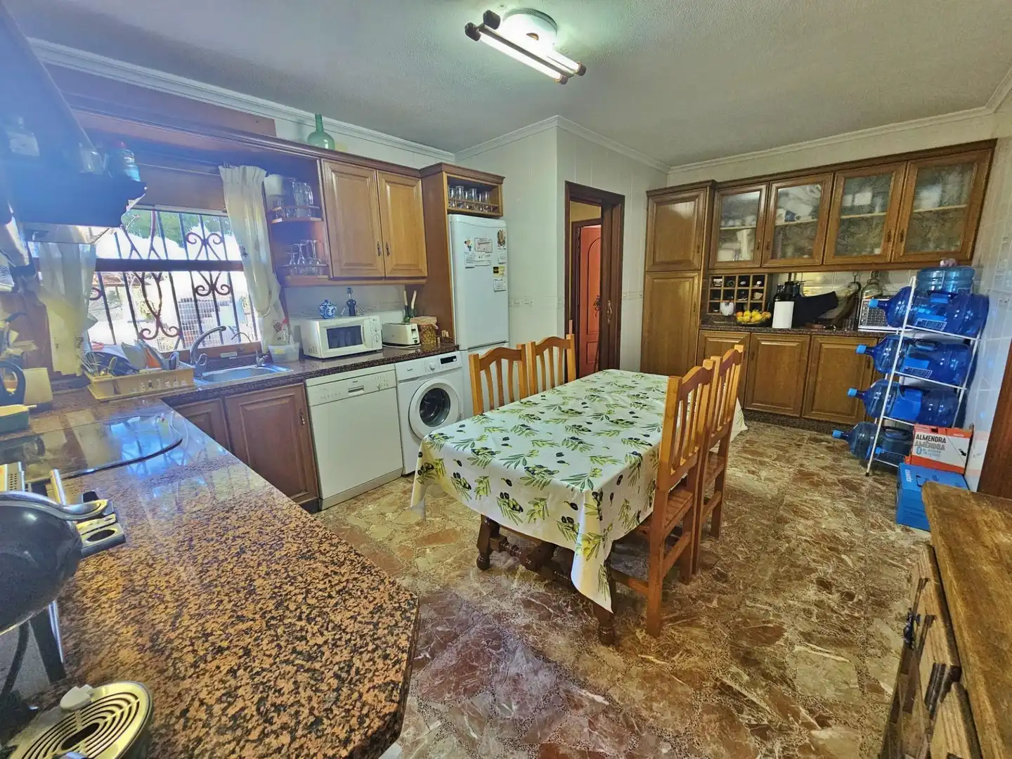 Cocina de Finca rústica en venta en Alicante / Alacant